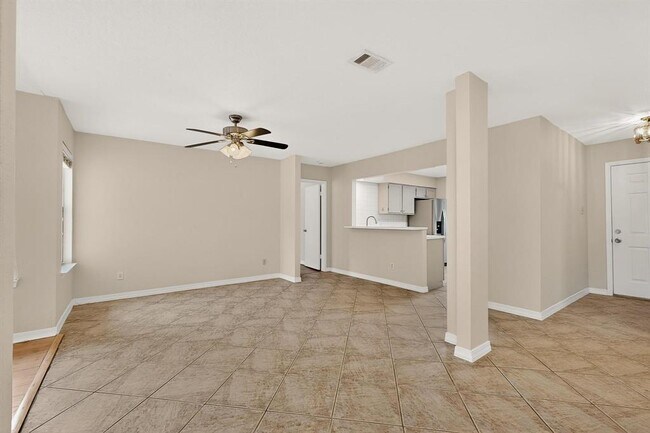 Building Photo - 5300 Honey Dew Terrace