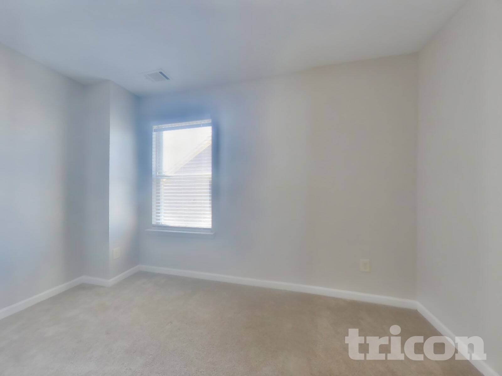 Building Photo - 17 Carriage Hls Dr SE