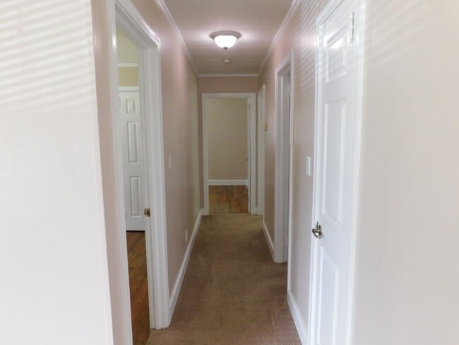 Building Photo - Single Family Residence in Havelock