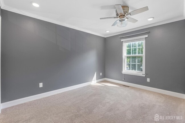 Building Photo - 15 Faxon Dr
