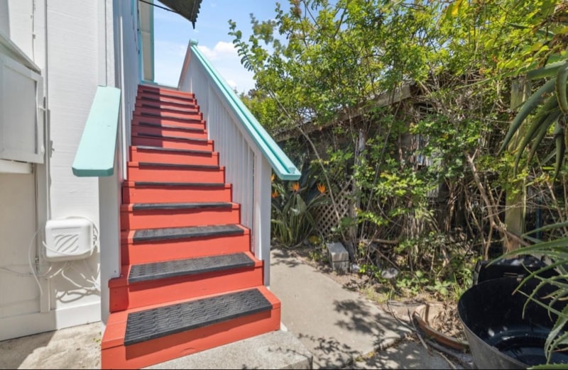 Building Photo - 403 13th Ave