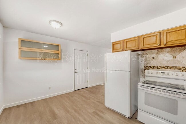 Building Photo - 738 S Nome St