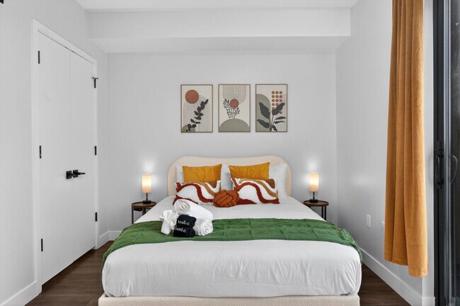 Building Photo - 4225 N 32nd Pl