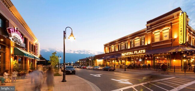 Building Photo - 426 Exchange Avenue