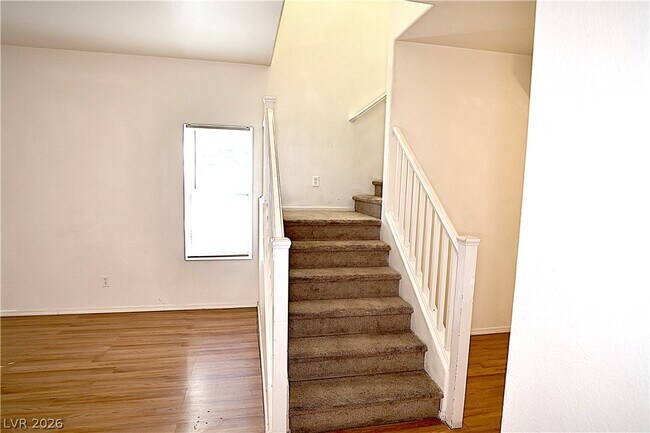Building Photo - 6206 Standing Elm St