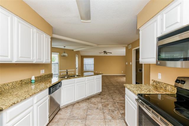 Building Photo - 634 Lemon Dr