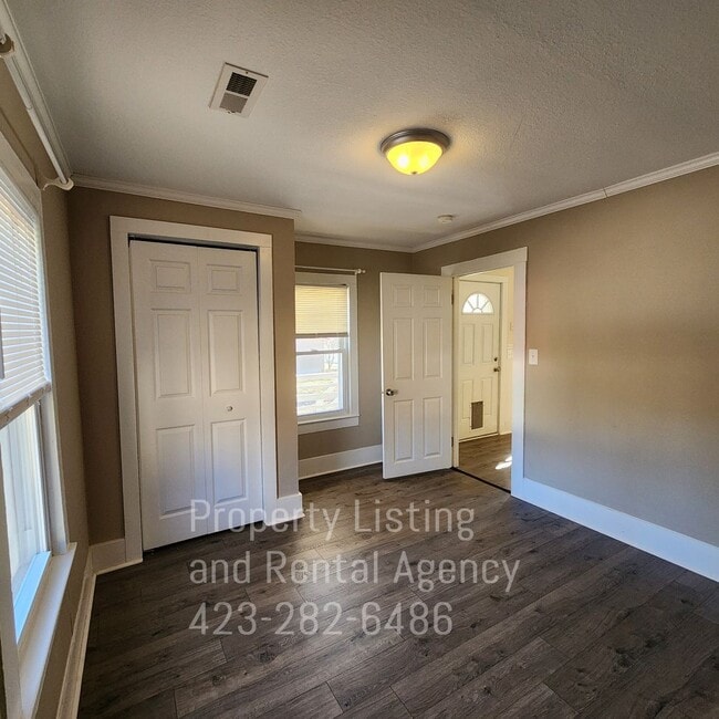 Building Photo - One Level Home, Elizabethton TN