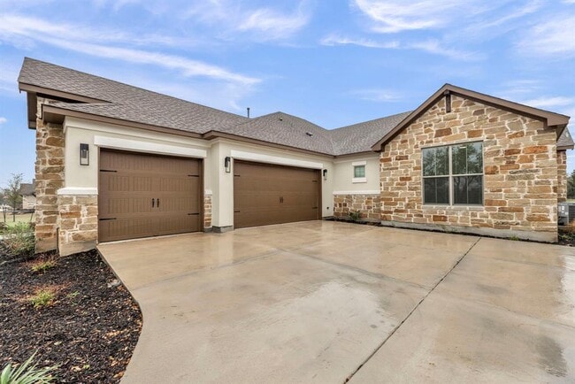 Building Photo - 272 Wellborn Rd