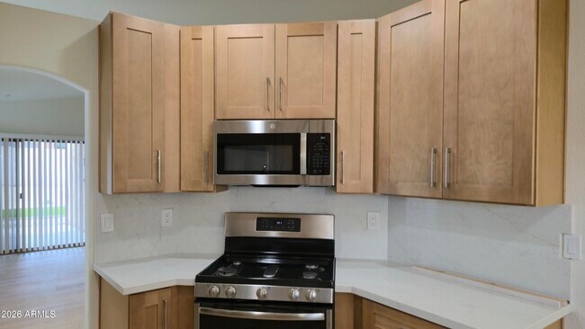 Building Photo - 9616 E Sheena Dr