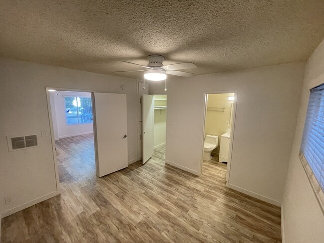 Floorplan - Navy Street Apartments