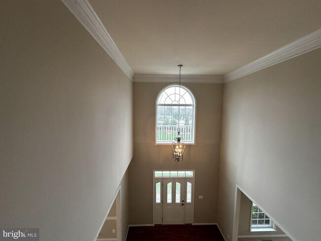 Building Photo - 41811 Bristow Manor Dr
