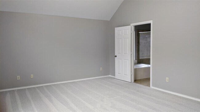 Building Photo - 12934 Palm Leaf Ct