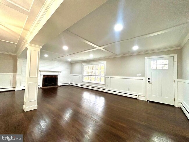 Building Photo - 381 Upper Gulph Rd