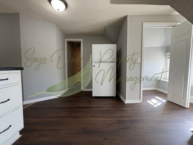 Building Photo - 2639 E 29th St