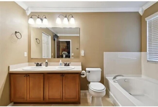 Building Photo - 18907 Randall Pl