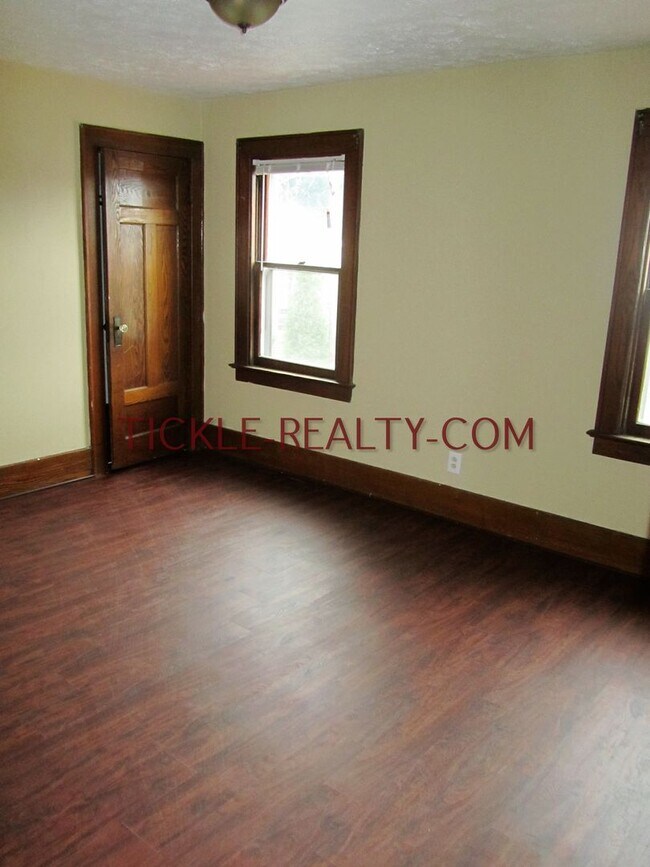 Building Photo - 48 Henrietta St