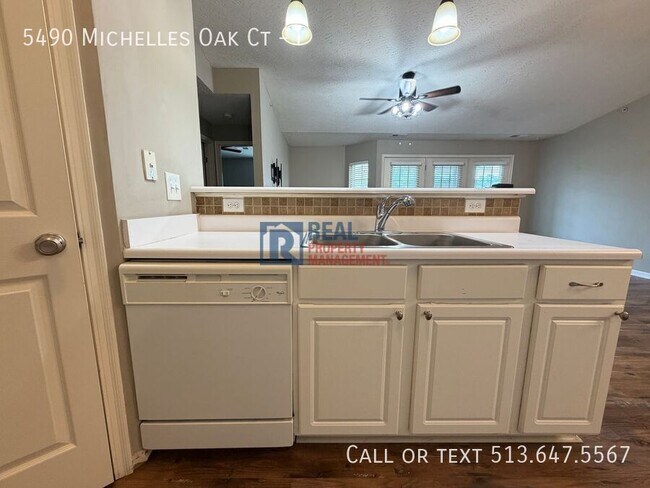 Building Photo - 5490 Michelles Oak Ct