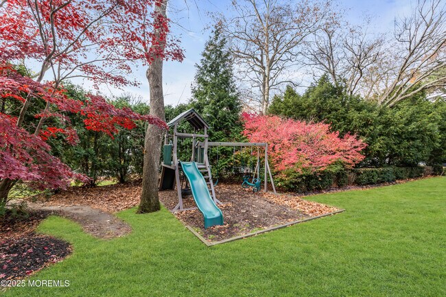 Building Photo - 1 Lennox Ave