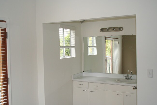 Floorplan - Berkley Apartments