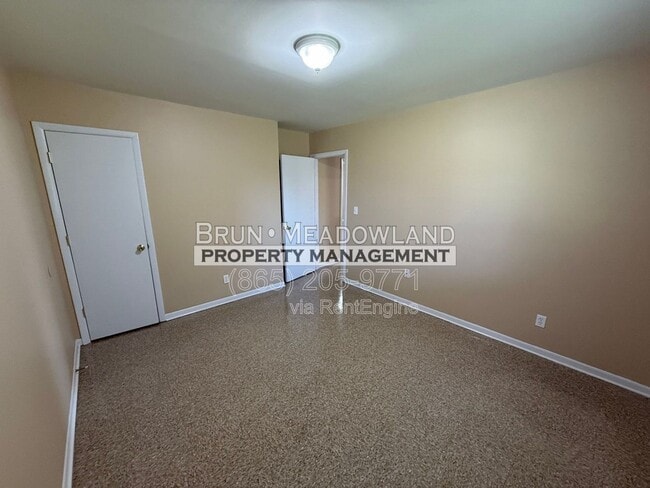 Building Photo - 5200 John Hall Rd