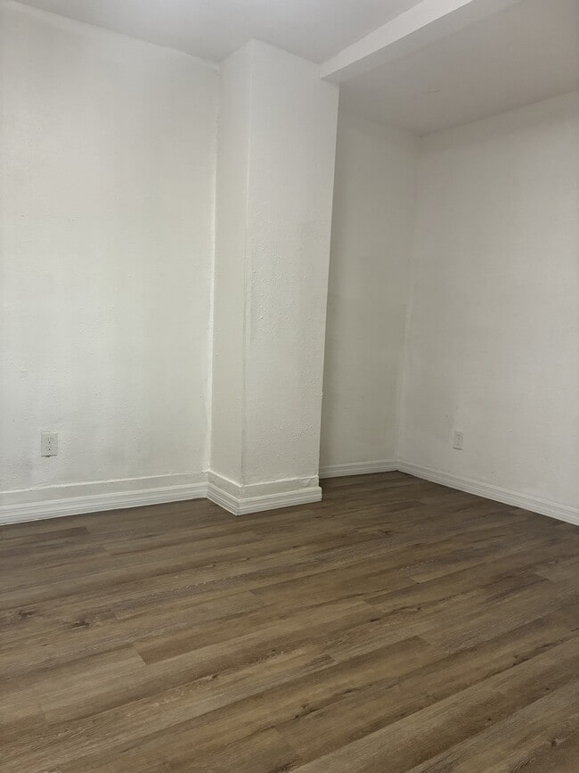 Building Photo - 3311 N Pearl St