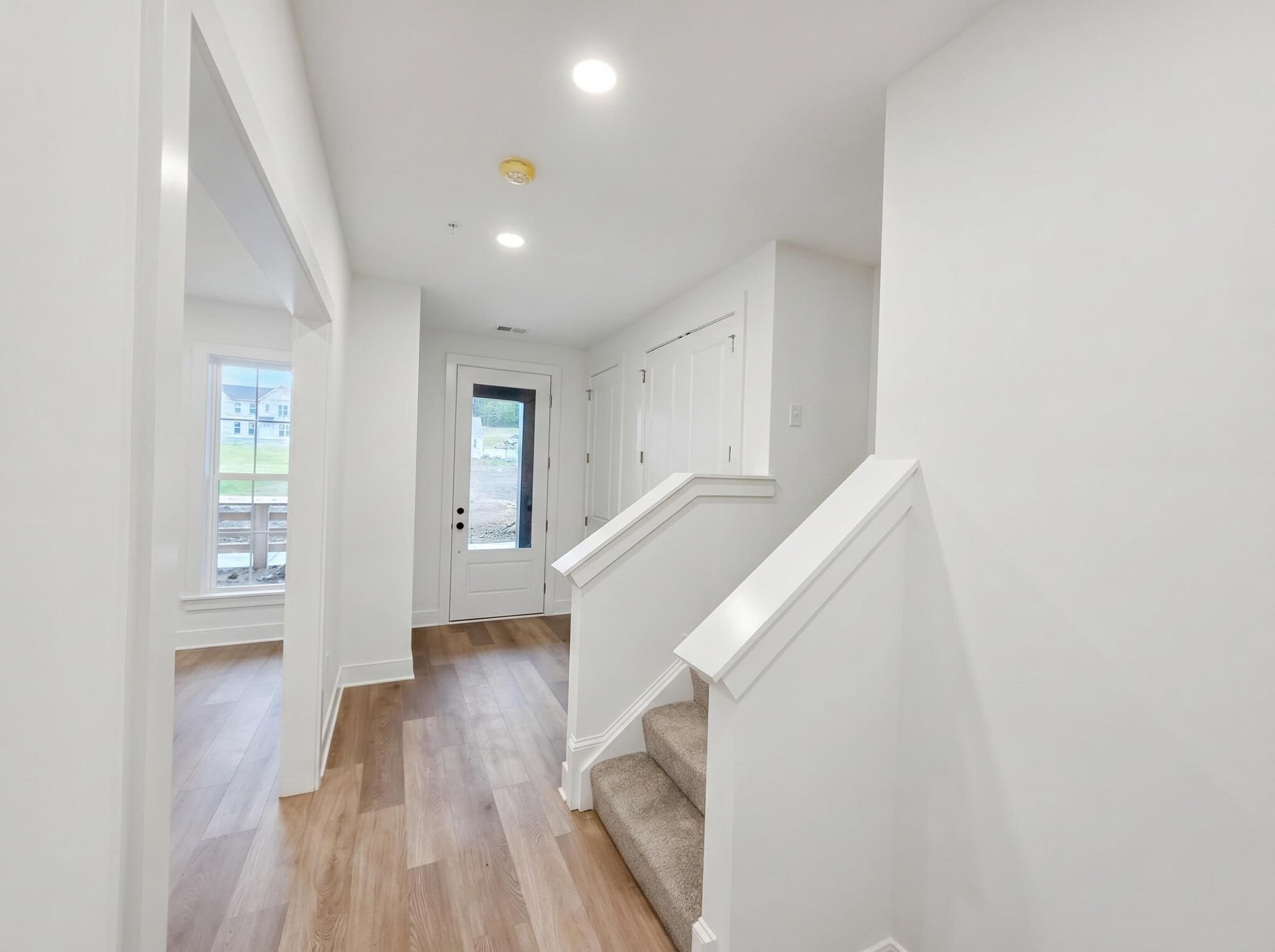 Building Photo - 317 Palisade Way