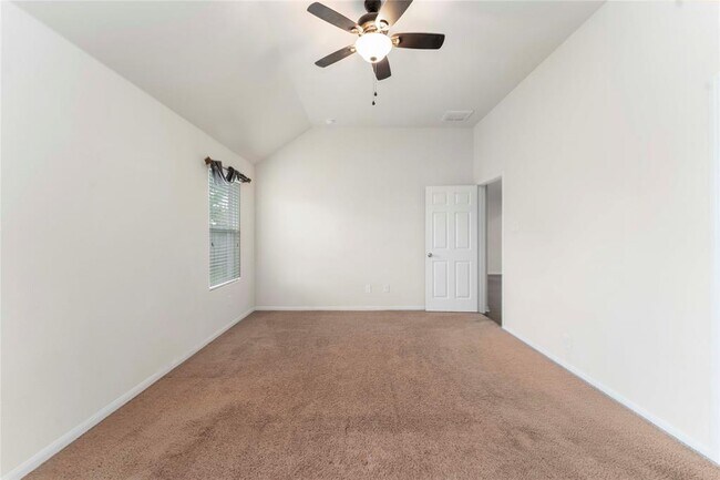 Building Photo - 1251 Kaliste Meadow Dr