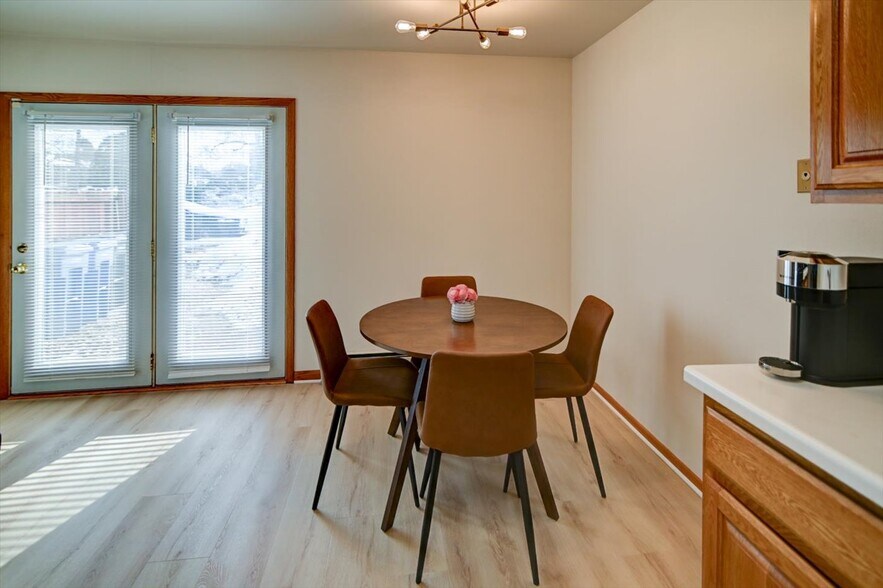 Building Photo - 7203 Fortune Dr