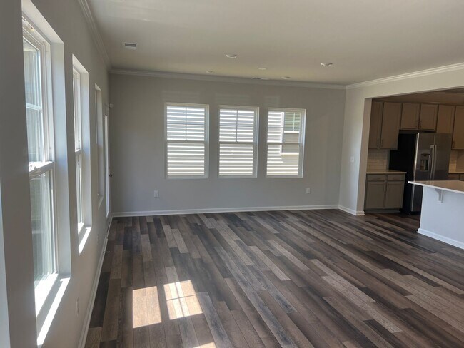 Building Photo - **3 Bed, 2.5 Bath Home for Rent @ Triple C...