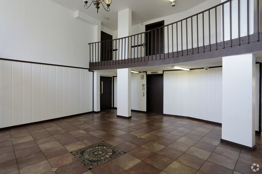 Maple Leaf Apartments 759 Burr Oak Ln University Park IL 60484