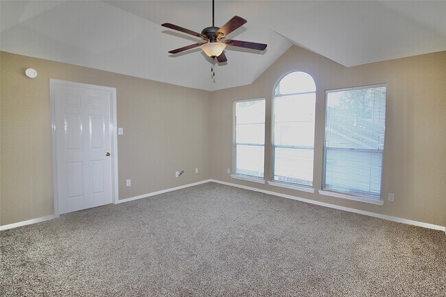 Building Photo - 4415 Crimson Ct