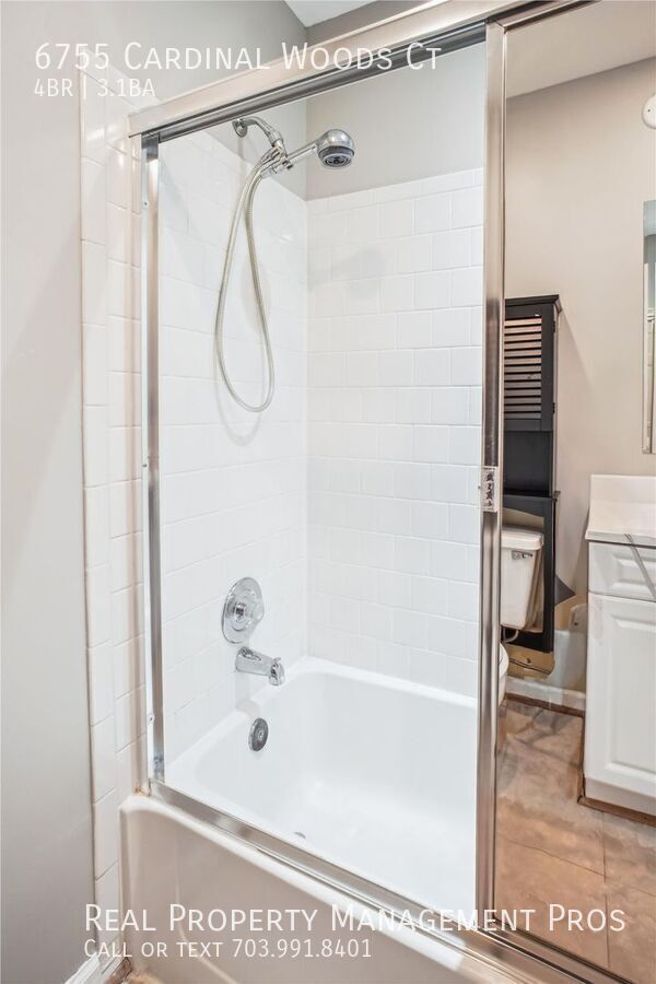 Building Photo - 6755 Cardinal Woods Ct