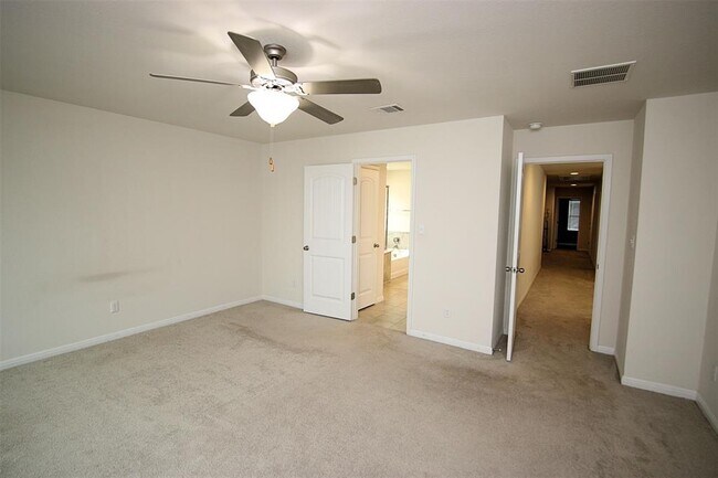 Building Photo - 214 Diamond Point Dr