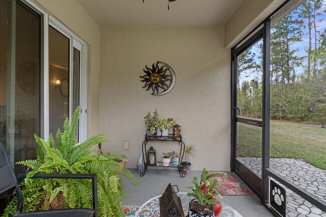 Building Photo - 5230 Diantha Way