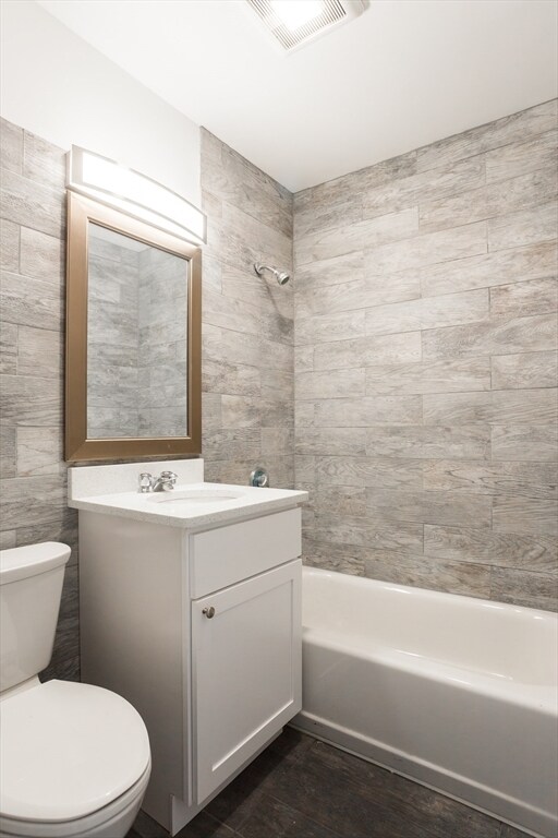 Building Photo - 534 Tremont St