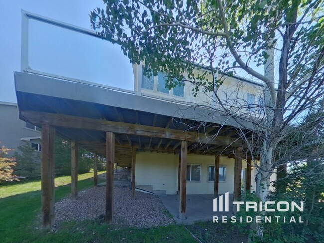 Building Photo - 850 Merrimac River Way