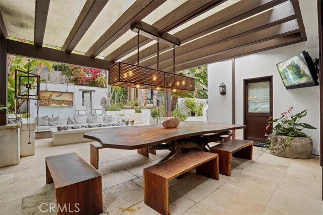 Building Photo - 1920 Ocean Way