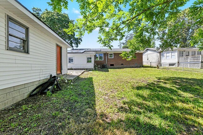 Building Photo - 106 Rahway Rd