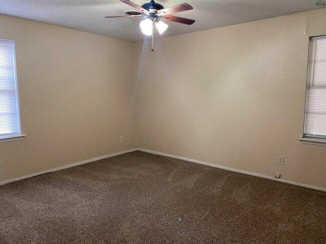 Building Photo - 5208 Allegheny Dr