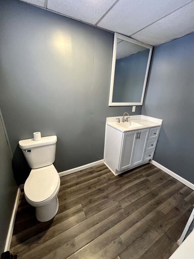 Building Photo - 315 Oak Ave SE