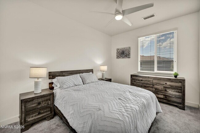 Building Photo - 10677 Foxberry Park Dr