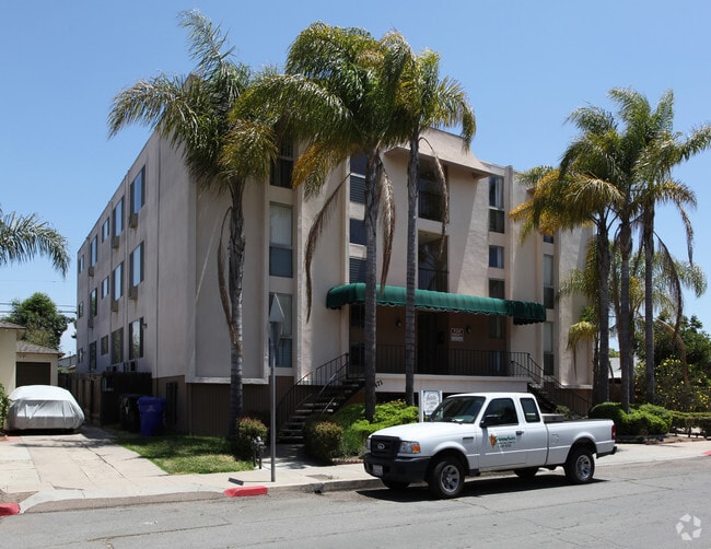 Talmadge on 44th 4471 44th St San Diego CA 92115 Apartment Finder