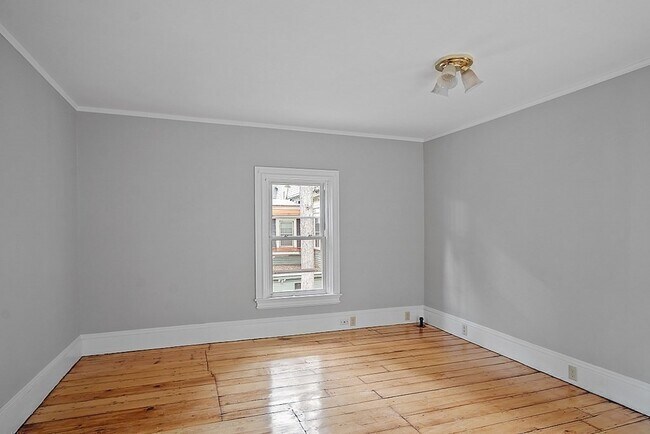 Building Photo - 42 Highland St