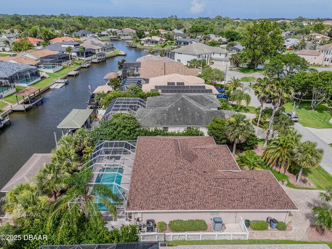 Building Photo - 15 Coolidge Ct