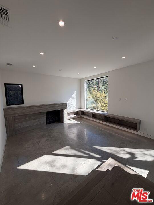 Building Photo - 4517 Cleland Ave