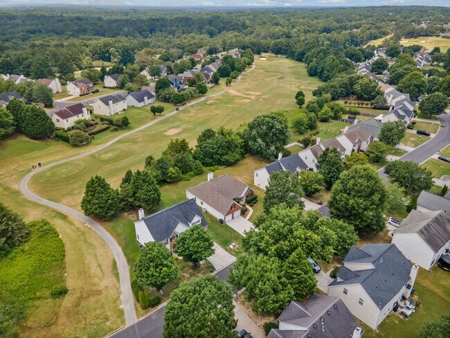 Building Photo - 3690 Golfe Links Dr