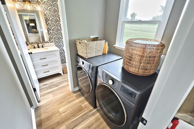 Building Photo - Beautiful Full Home in York