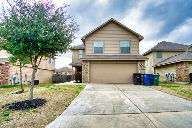 Primary Photo - Enclave at Northeast Crossing - 7615 Millc...