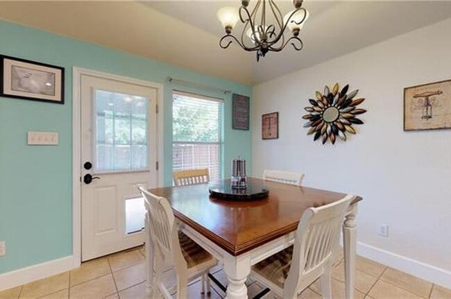 Building Photo - 1828 Marlin Dr