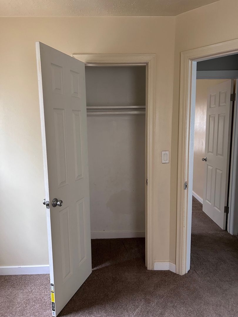 Building Photo - 16183 Dale St